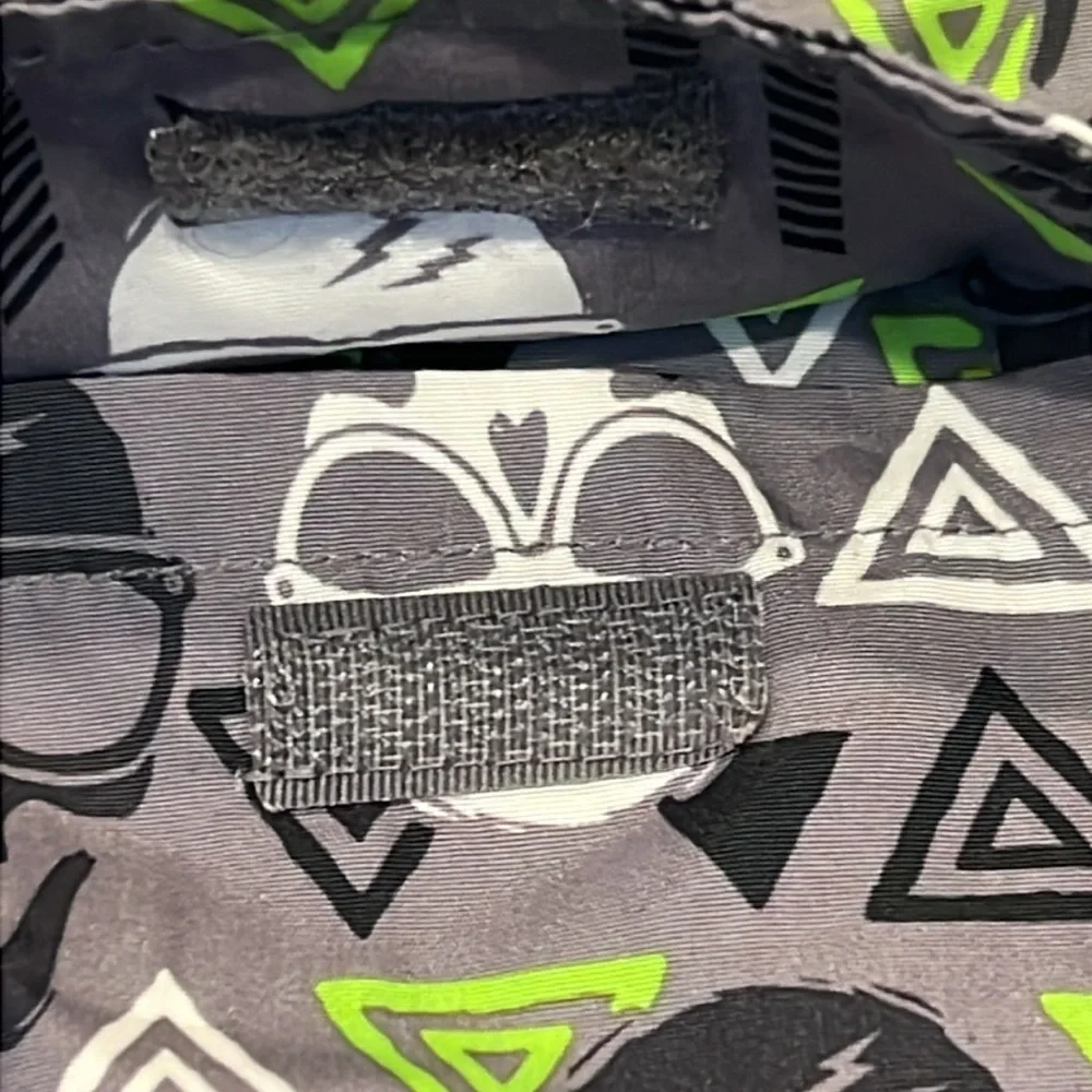 OP Board Shorts Skulls Small (6-7) Elastic Waistline Drawstring Cargo Pocket